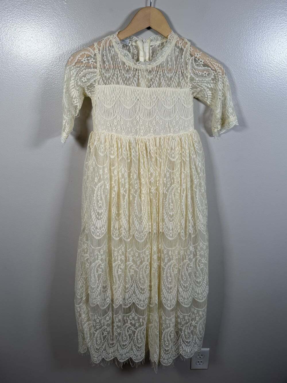 Trish Scully Girls Lace Dress Size 8 Ivory Flower Girl Photoshoot Boho Tiered